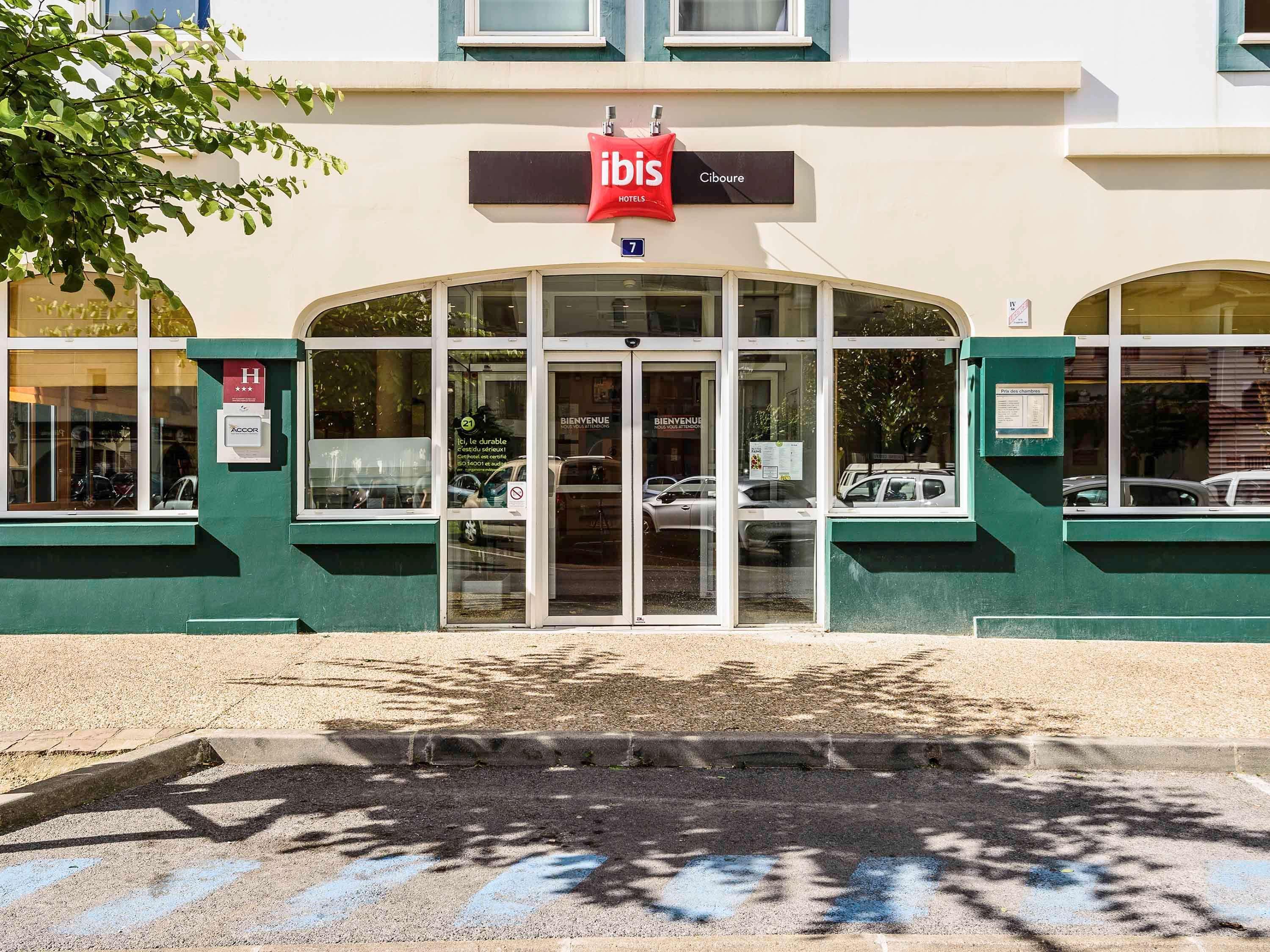 Ibis Budget Ciboure St-Jean-Luz ภายนอก รูปภาพ